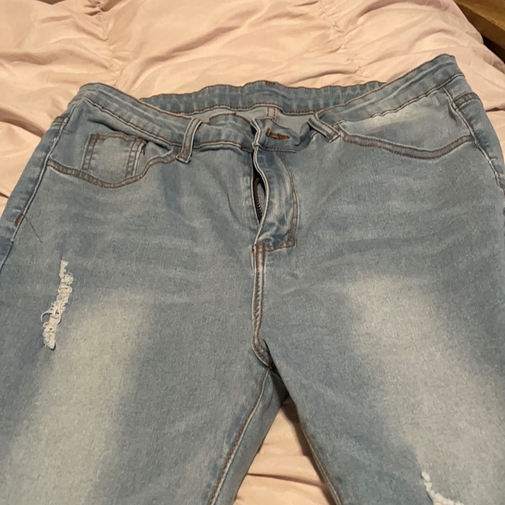 Women’s jeans